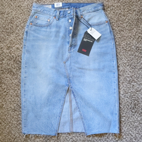 Levi's Dresses & Skirts - Levi's deconstructed skirt light wash 27